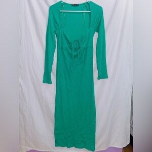 green emerald velvet dress ZARA. Long green buttoned linen dress. TM – Hibuy market